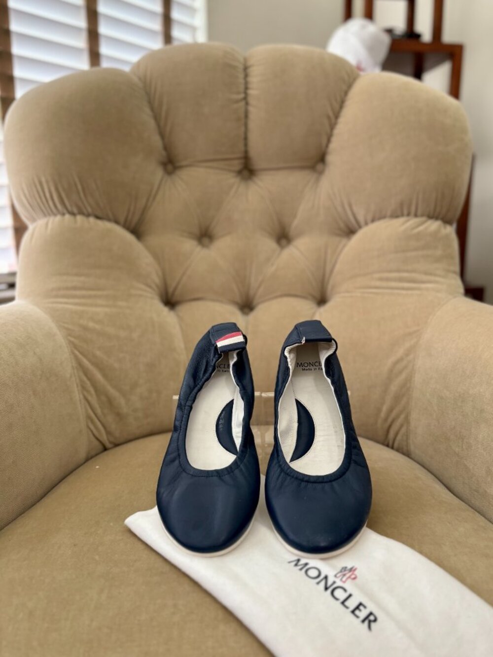 Auth. MONCLER Italy Navy Blue Leather Ballet Ballerina Scrunch Skimmer Flats - Picture 2 of 8